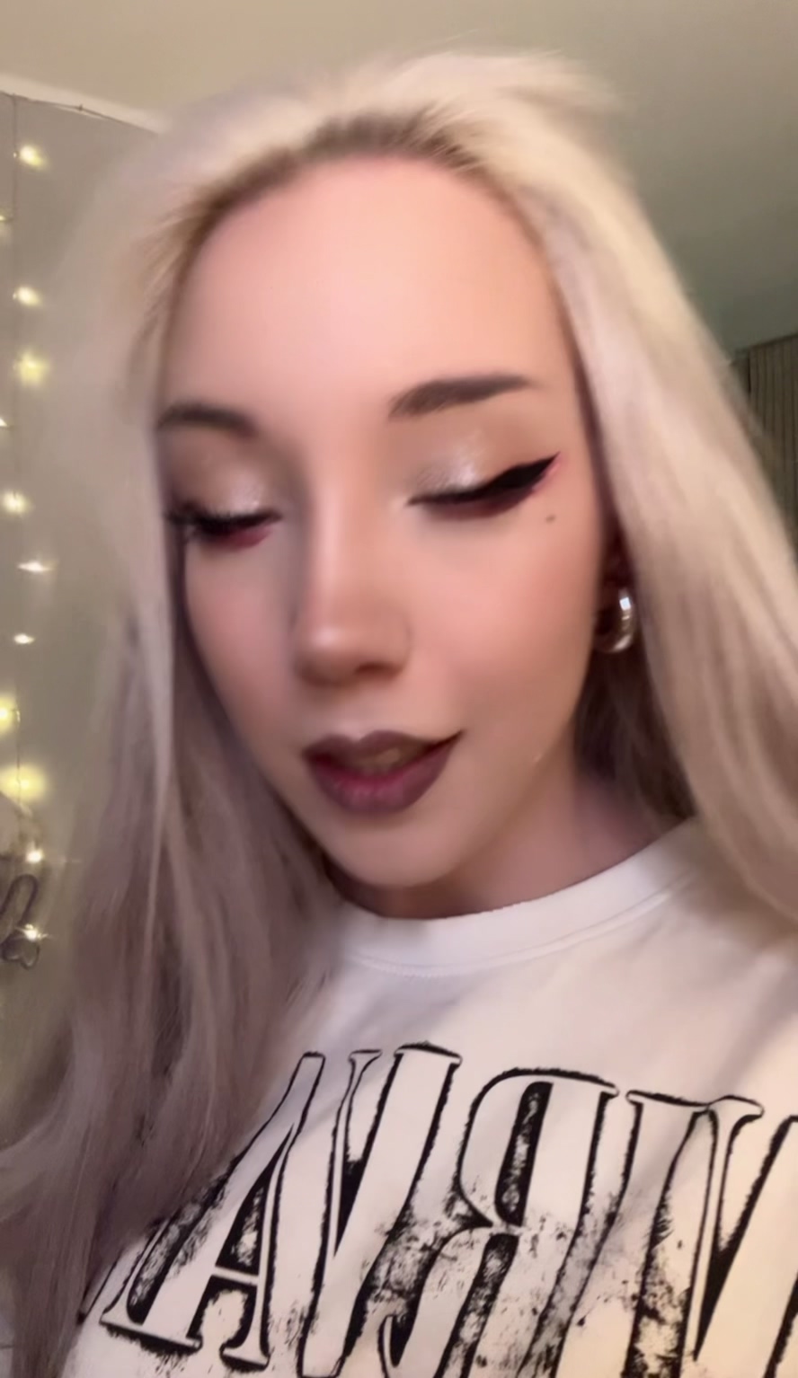 Ich reibe meine Muschi nur für dich.