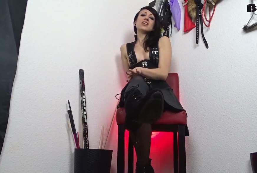 USERWUNSCH Fussanbetung High Heels NYONS und auch Barfuss B*******k du wirst süchtig von HerrinKiraDolor pic2