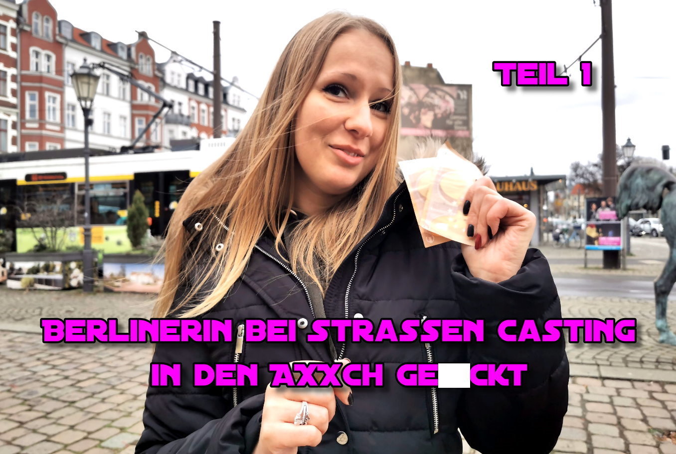 Nach ungefähr einer Stunde quatschen und probieren hier in Berlin hatte ich endlich Glück. Ich kam mit der 27 Jahre jungen Tierpflegerin Chanie ins Gespräch. Sie stamm eigentlich aus Hamburg, ist aber vor kurzer Zeit hier nach Berlin gezogen. So erzählte ich ihr von meiner Agentur und das ich gerne direkt ein Casting machen würde. Wir haben Kunden für alles und ein Unterwäsche Shooting würde die Buchungen enorm steigern. Sie ließ sich mit 100 Euro überreden und kam gleich mit.
Bei mir angekommen legte ich ihr ein paar Outfits raus und erst danach konnte ich sehen was für tolle runden sie hat. Es war alles an den richtigen Stellen und die natürliche Oberweite von 80D besorgte den Rest. So machten wir die ersten Bilder und quatschen über Gott und die Welt und sie wurde immer lockerer. So locker, dass ich ihr endlich ein unmoralisches Angebot machen konnte. Sie willigte ein und es entstand nicht nur ihr erster Film, sondern es war auch das erste Mal, dass jemand sein Rohr in