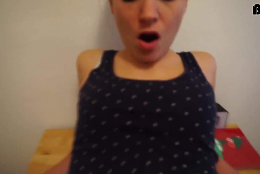 sarahroxx: Dreist! Vom Nachbarn ohne Gummi g*****t! S*******r?