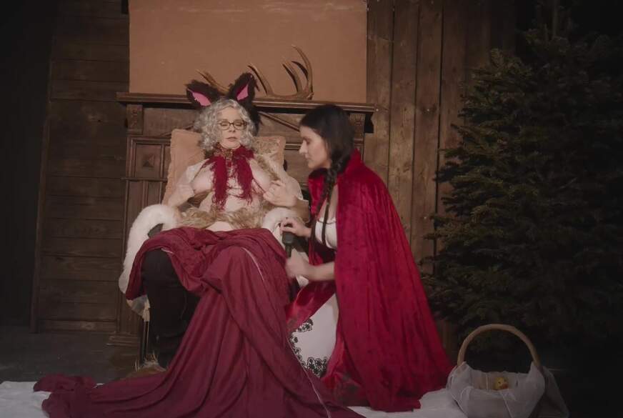 CruelAlice: Rotkäppchen Teil 3 Großmutters h**ter S*****z