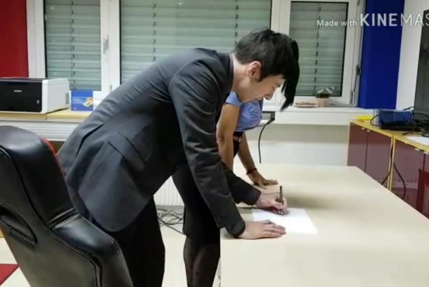 Sabrina2211: F**k mich... egal Chef kann kommen ! t1