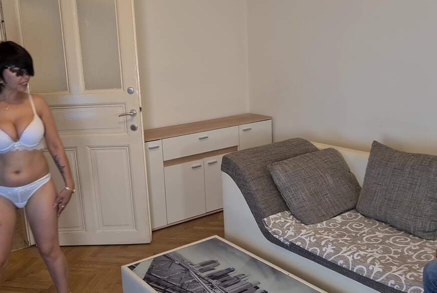 Sabrina2211: Denn faulen S**k weis immer wie Er mich Rumkriegt und sein Vollen E**r Entleer F**k