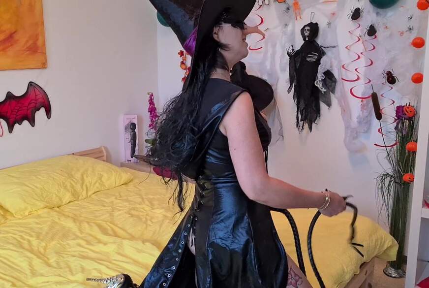 Halloween Hexe ihre P******e und den Sklaven Vampire so hast du mich noch nie gesehen von Sabrina2211 pic3