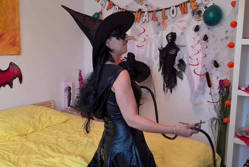 Halloween Hexe ihre P******e und den Sklaven Vampire so hast du mich noch nie gesehen von Sabrina2211 pic4