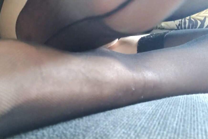 MissShiny: Nylon und Fussträume