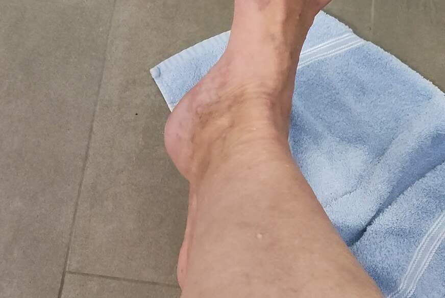 MissShiny: Fussanbetung