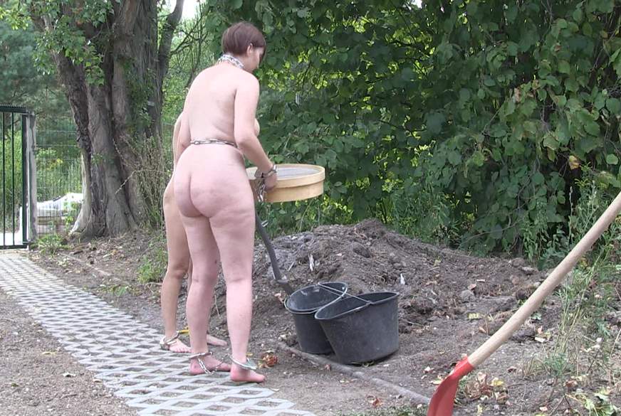 Arbeitssklavinnen - DaisyDevbi und Lolicoon von DaisyDevbi pic4