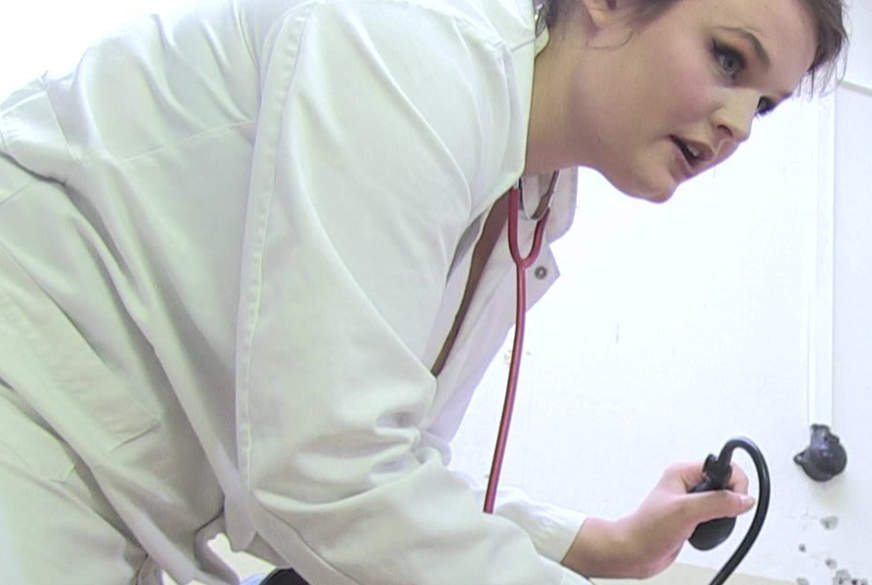 OMG! Von Dr.Nora b*****t von DaisyDevbi