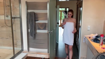 Secret Escapes. B**wjob im Jacuzzi