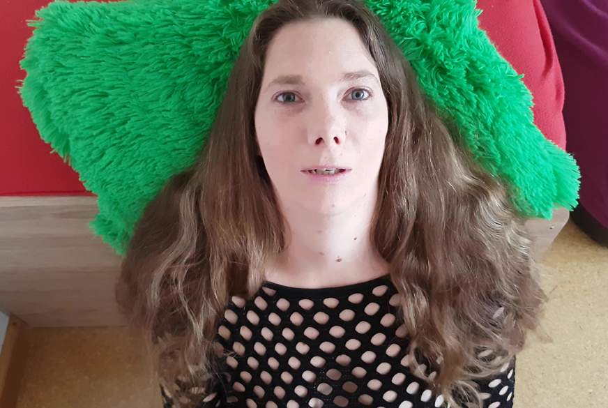 AleXa80: J**g S*****z s*****t mir ins Gesicht