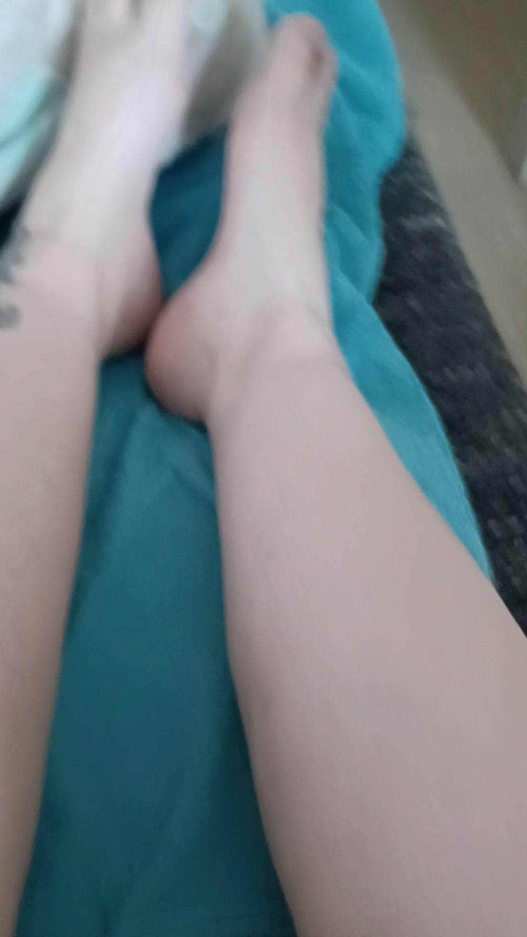 Bist du auch grade geil. Bist du auch grade so geil  lasse uns  zusammen bischen Spaß haben.
