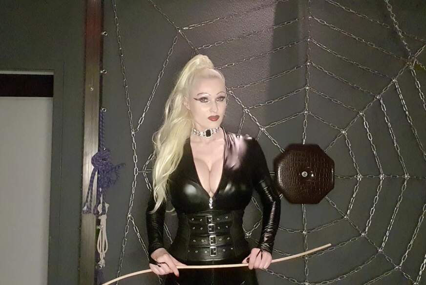 Schluck deine W**e ! von Diva-Bizarre