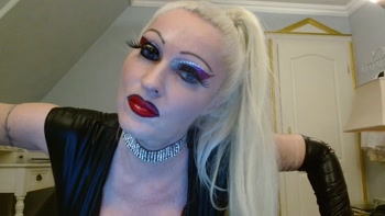 Starkes Makeup !