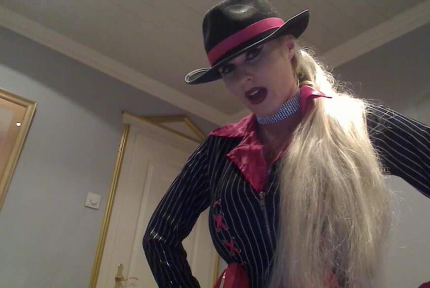 Diva-Bizarre: Perlen P***y !