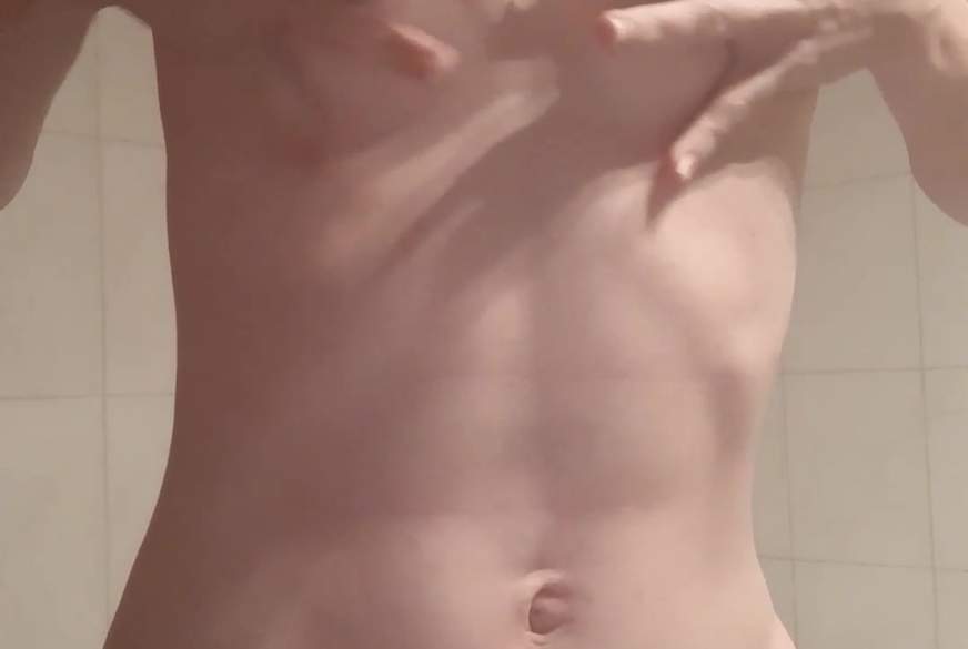 Lexima: Boobies eincremen, wer will helfen