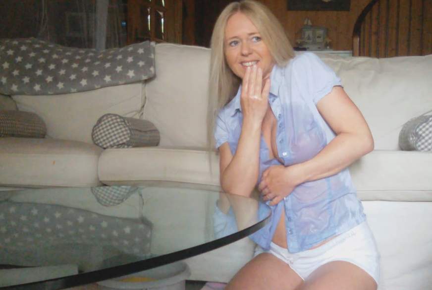 Kim-Love: WENN DAS DIE NACHBARN SEHEN!!! Ich glaube, einer hats!