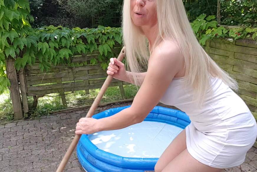 Kim-Love: Beim Fegen auf der Terasse ist mir ziemlich warm geworden