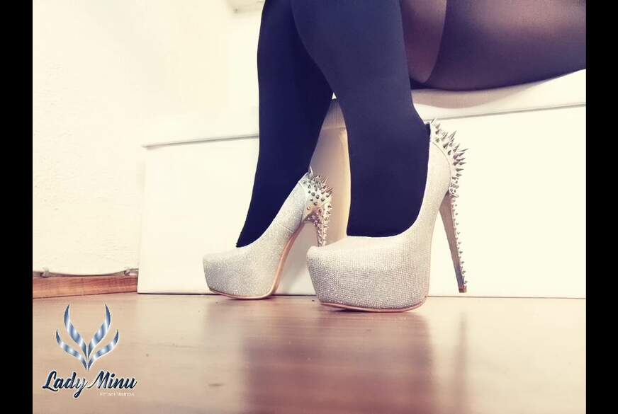 LadyMinu: Spike Heels