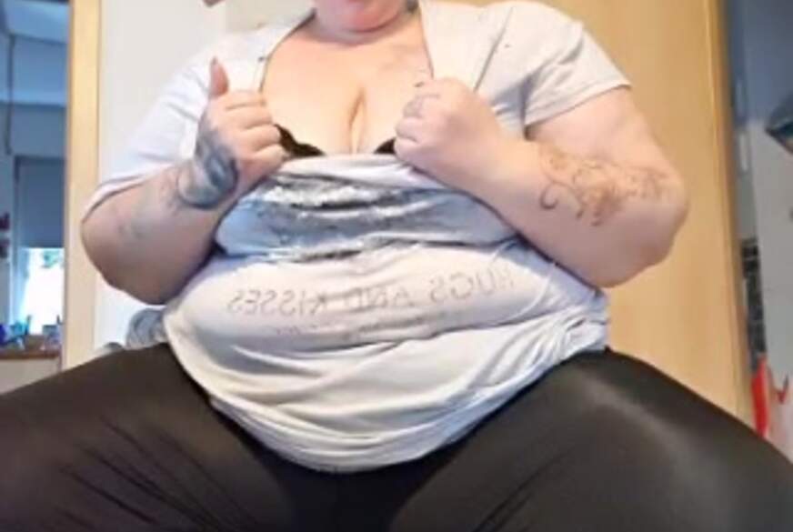 MissDeluxe69: Geil mit Küchenutensilien selbstg*****t und dirty talk