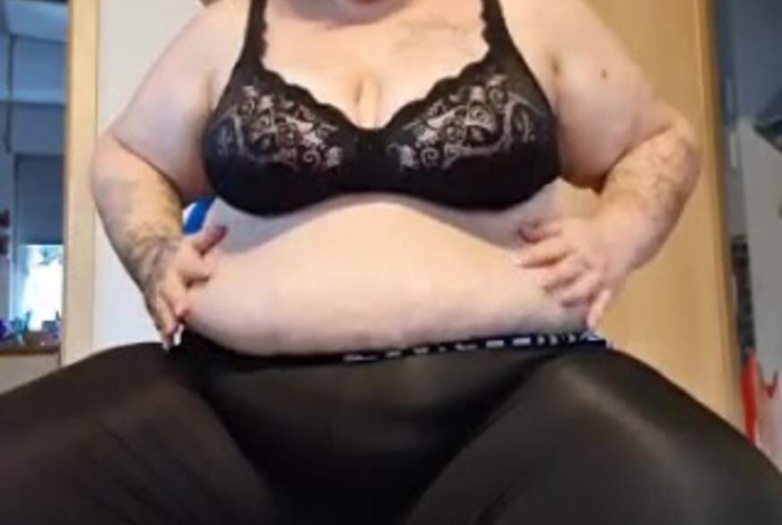 MissDeluxe69: Geil mit Küchenutensilien selbstg*****t und dirty talk