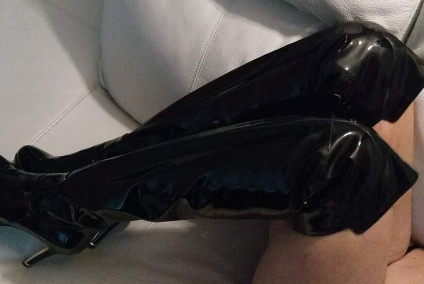 SexyMilf48: Sag Hallo zu meinen Lack High-Heels