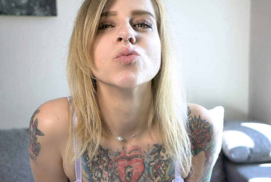 PixiFleur: MEIN ERSTER B**wJOB!