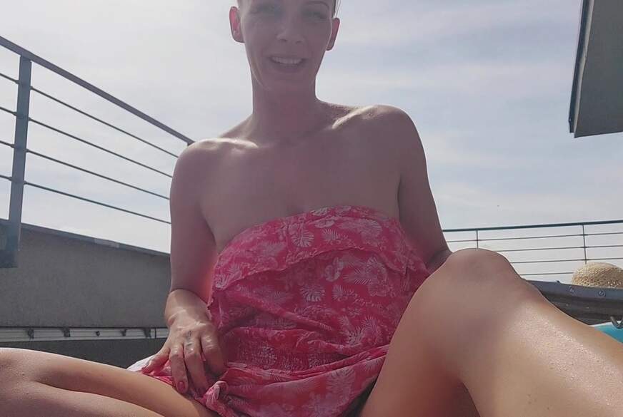 LauraLust89: H**t aber Geil Outdoor besorgt!