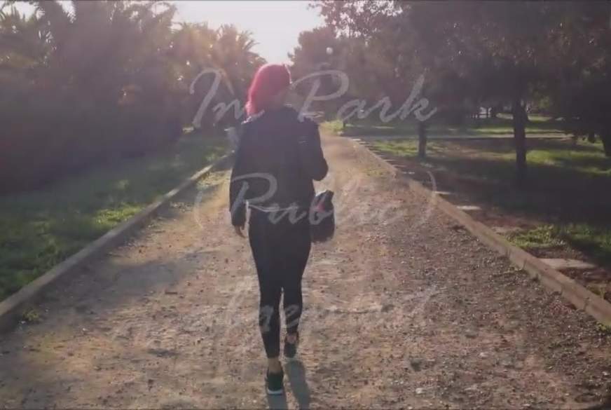 Wild-Vanilla: Im Park public a*******t