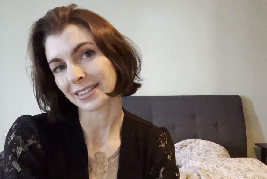 CaraBlaze: Atemberaubende deutsche Babe gibt Ihnen Anweisungen für eine maximale Freude