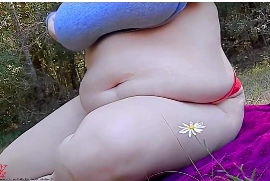 Draußen hemmungslos s******nd Ich kann nicht aufhören, mich selbst zu befriedigen von Lotusbluete1982 pic1