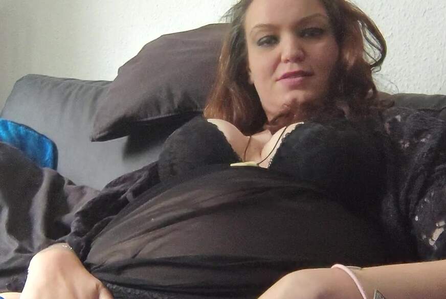 CurvyKompriGirl: Selbstbefriedigung in Kompressionsstrümpfen! Ich mach es mir mit F*****n und Vibrator!