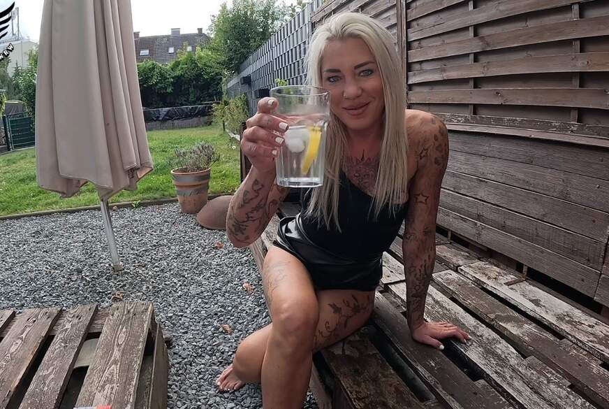Susi p**s back von SusiSorglosNRW