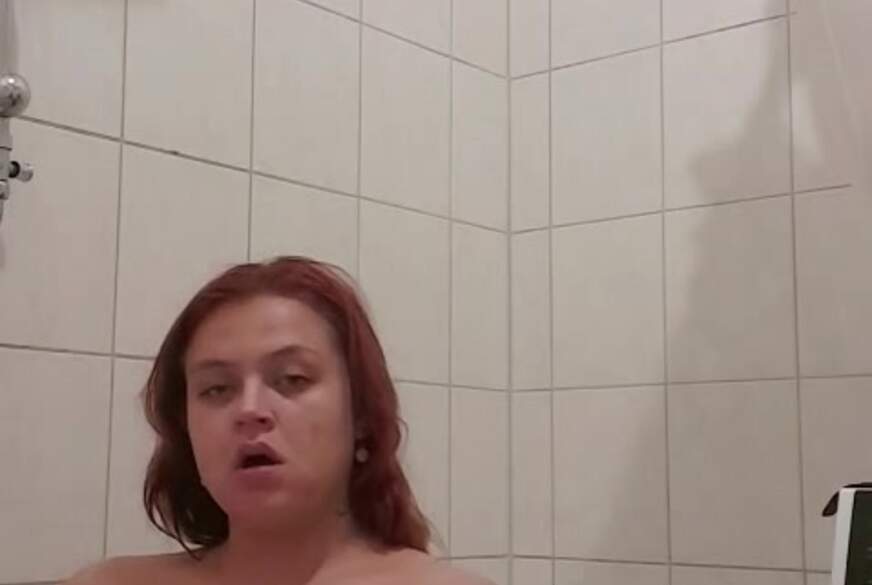 T********k und mehr in der Badewanne von RedTamara