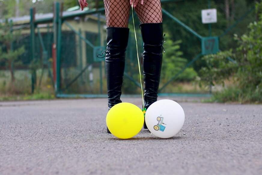 Zora-Enn: Knarz, Knall, Gänsehaut... meine Ballon-Challenge