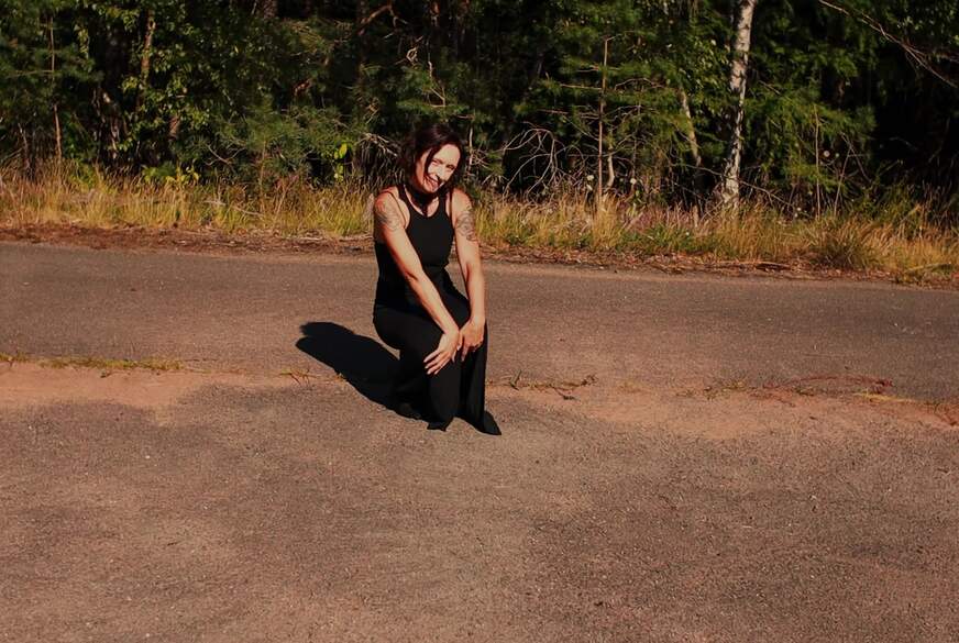 Verführerische Outdoor-Diva - Zora Enn lässt die Hüllen fallen... von Zora-Enn pic2