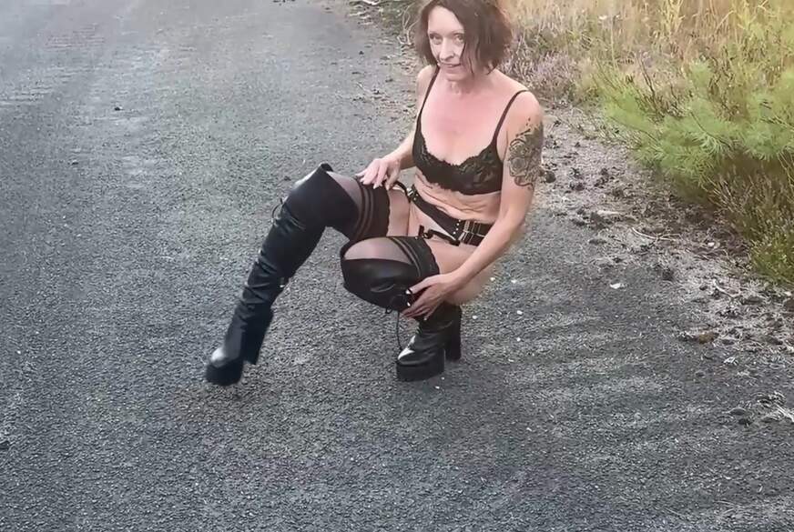 Eleganter Walk in Leder-Highheels . Outdoor Boots Style von Zora-Enn pic4