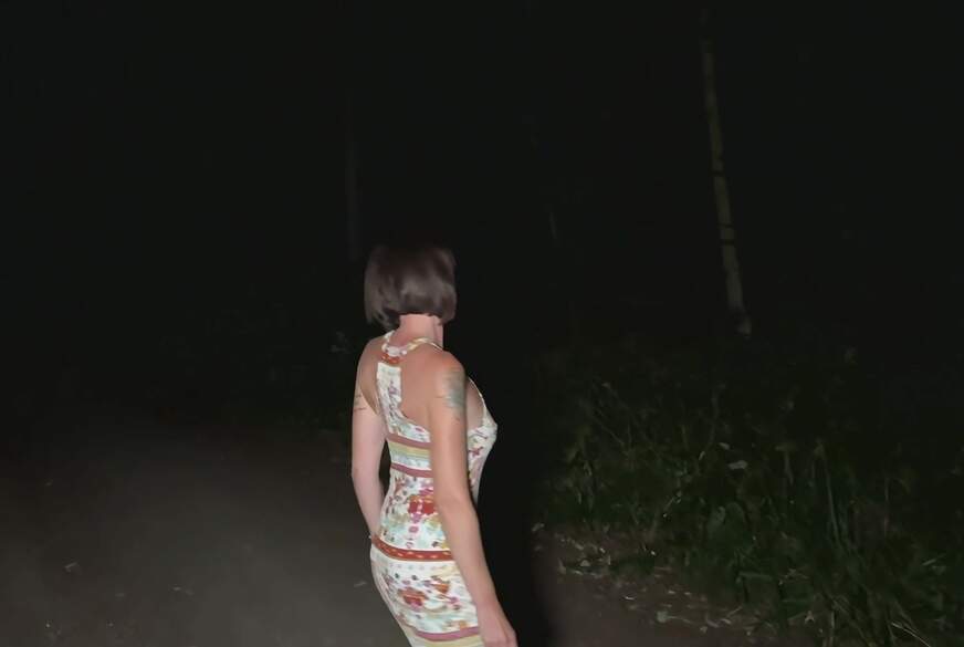 Ein sinnliches Ritual im Dunkel des Waldes... von Zora-Enn pic4