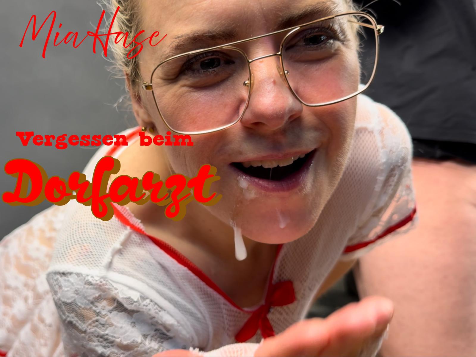 Manu wird im Wartezimmer vergessen bevor er von Mia beim wixen erwischt wird und vom Hasen eine ordentliche Spezialbehandlung bekommt. ❤️‍ Fuck N\' Blow MiaHase StYLE ‍⚕️ 