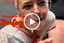 Vergessen beim Dorfarzt! ab 25 Blond Europäisch Rasiert Frau-Mann AO Doktorspiele Blowjob Cumshot Gesichtsbesamung Reiten