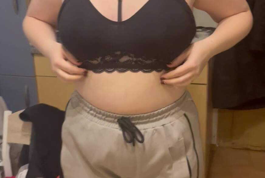Frannys neue Titten und neue BHs Teil14 von Couple18and38