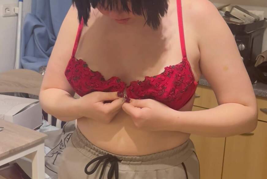 Frannys neue Titten und neue BHs Teil11 von Couple18and38
