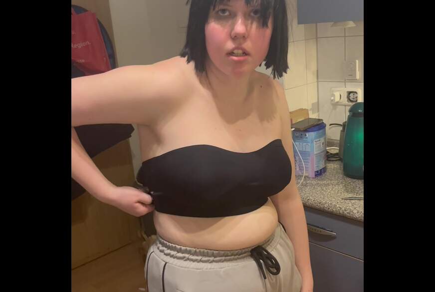 Couple18and38: Frannys neue Titten und neue BHs Teil7 b