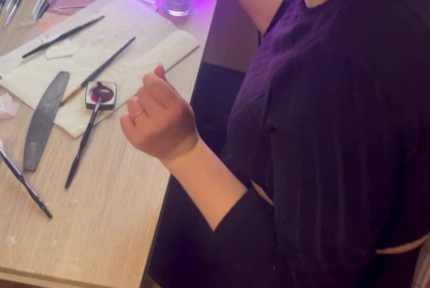 Couple18and38: Naegel machen und Freund w****t sich fertig dabei