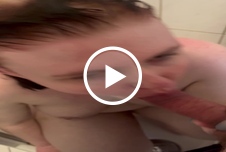 Erstes mal wieder mit neuen Titten unter der Dusche gelutscht ab 18 Europäisch Frau-Mann Silikon Blowjob Nahaufnahme POV Duschen 
