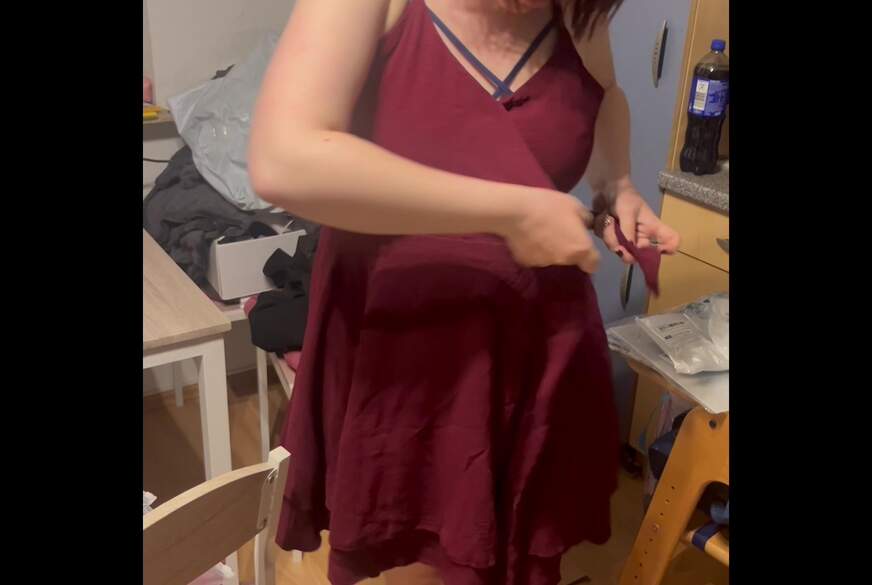 Couple18and38: Franny probiert ihre neue Bestellung