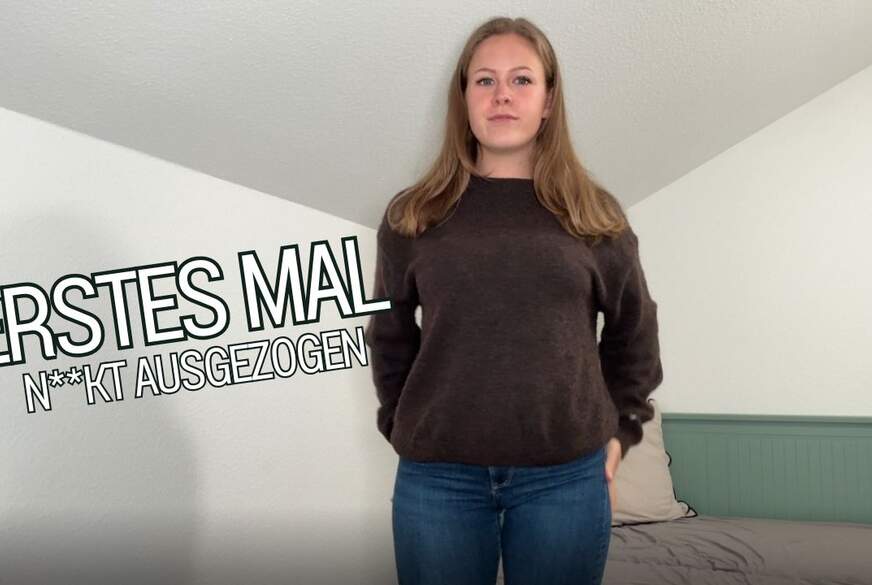 JuliaMey: Erstes mal nackt ausgezogen