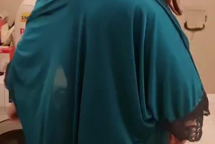 Jessica2025GE2: Ich beim Duschen