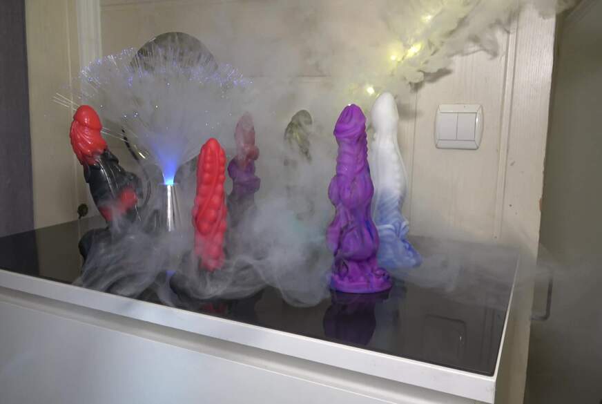 TamaRubens: Geile Alien Dildos ....