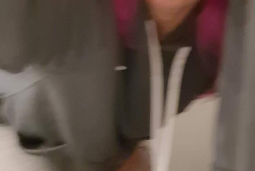 Malia-f****t: Na Besuchst du mich im Bad